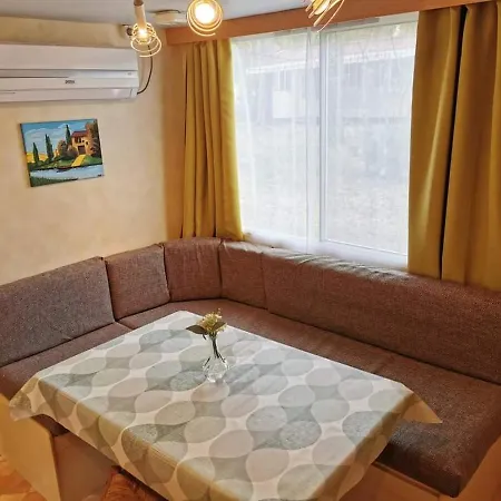 Hama Mobilehome * Grado